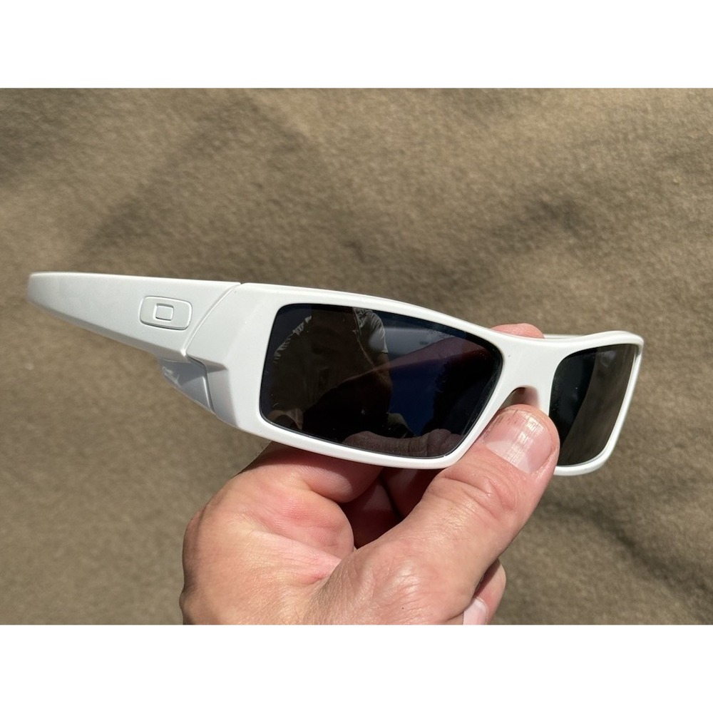 Oakley Gascan Polished White Frame 03-474 White Icons RARE READ